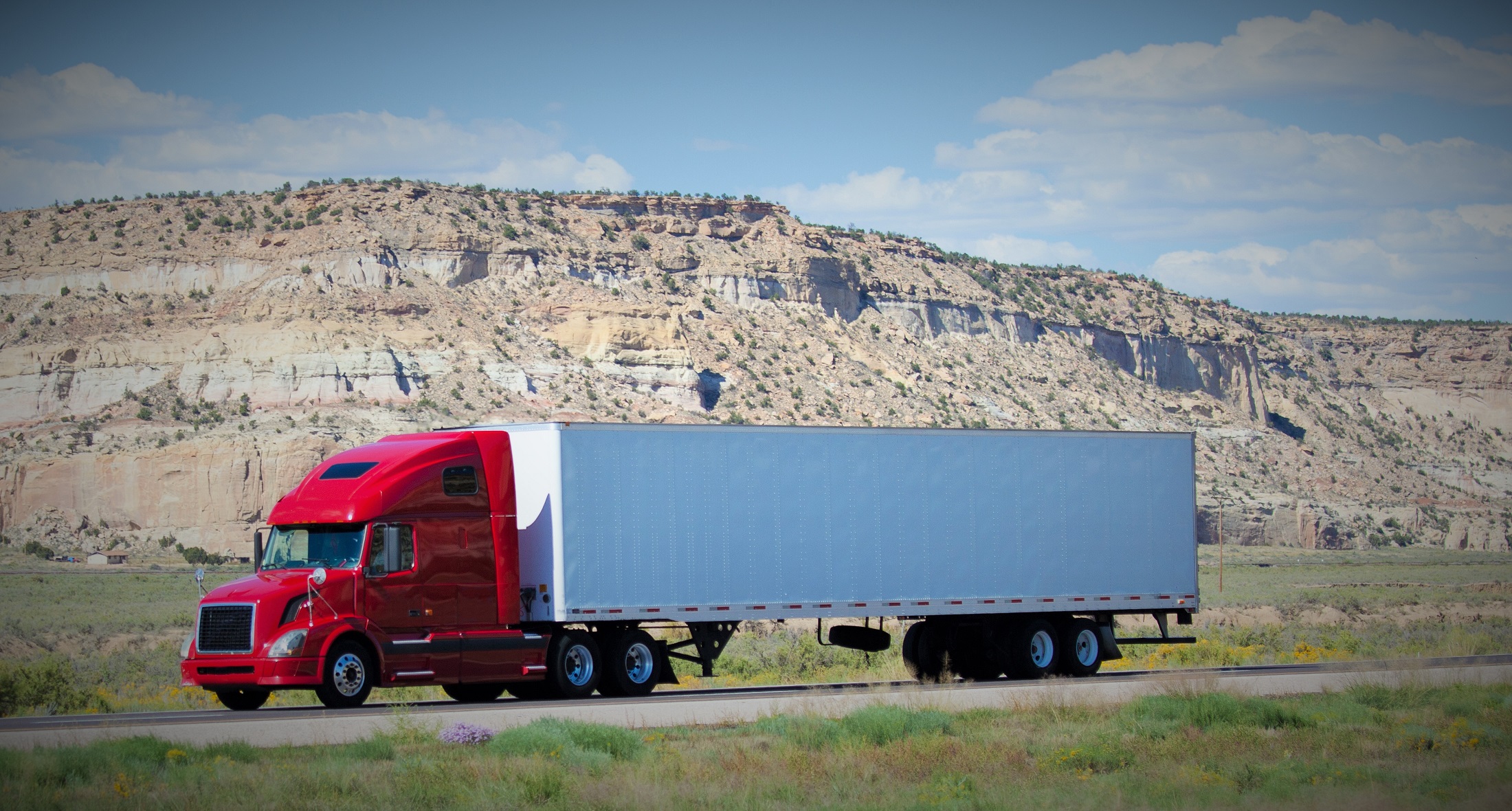 Avoid Possible New Driver Training Headaches With One-Way Trailer Relocation